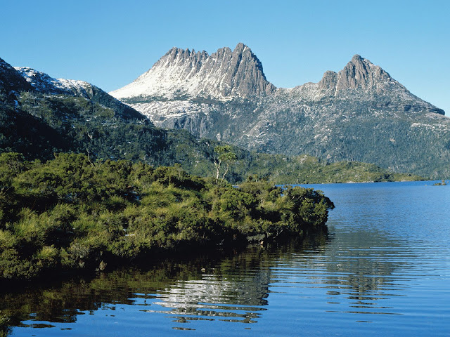 Conheça a bela Tasmânia, a terra do personagem animado Taz Dove lake